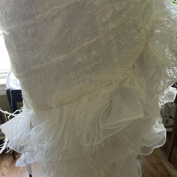 Elegant Strapless White Lace Wedding Dress Plus Size - Picture 6 of 16